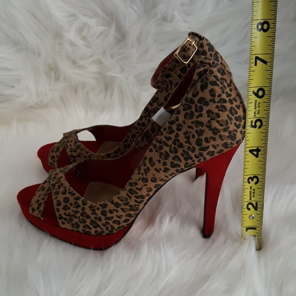 Nwob Colin Stuart Animal Print Heels - image 2